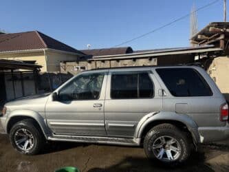 электрический домкрат: Infiniti QX4: 2000 г., 3.3 л, Автомат, Газ, Внедорожник — 3