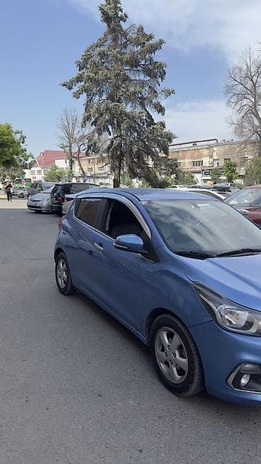 электр авто: Chevrolet Spark: 2016 г., 1 л, Автомат, Бензин, Хетчбек — 2