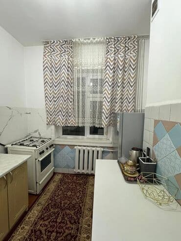 Батирди ижарага алам: 1 бөлмө, Кыймылсыз мүлк агенттиги, Чогуу жашоосу жок, Жарым -жартылай эмереги бар — 10