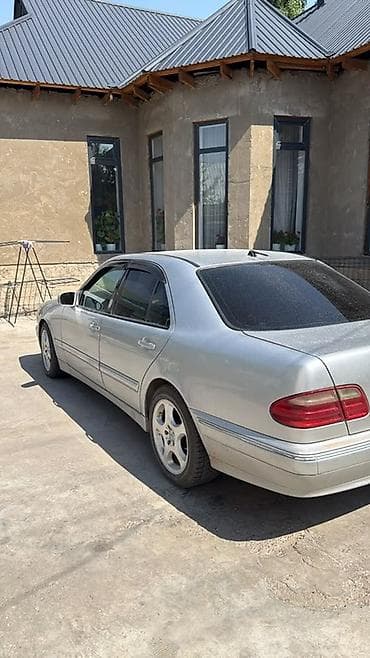 мерис 124: Mercedes-Benz E-Class: 2001 г., 2.4 л, Автомат, Бензин, Седан — 1