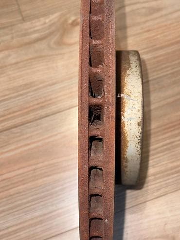 7 5j: Предний тормозной диск BMW 2016 г., Б/у, Оригинал, США — 5