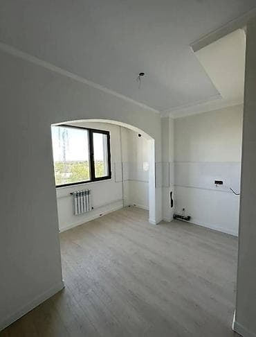 osh flat: 1 комната, 32 м², Пишпек Элитка, 6 этаж, Дизайнерский ремонт — 1