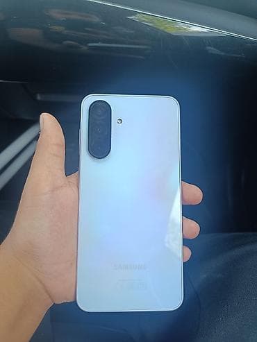 iphone 2020: Samsung Galaxy A36 5G, Б/у, 256 ГБ, цвет - Серебристый — 2