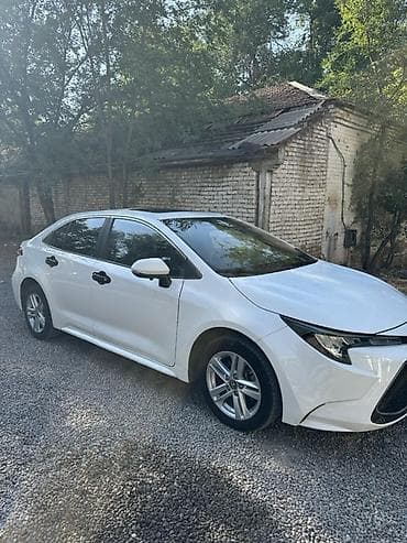 corolla 2004: Toyota Corolla: 2022 г., Гибрид, Седан — 3