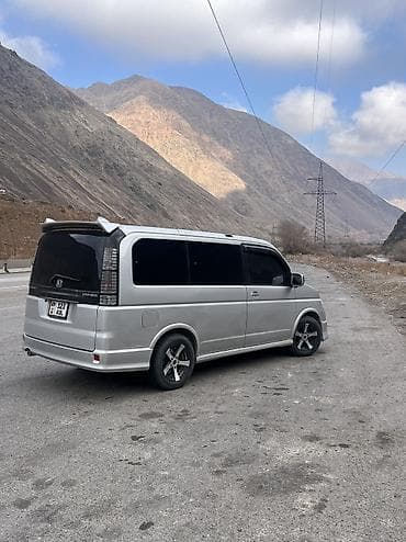 сиденье на е34: Honda Stepwgn: 2002 г., 2 л, Автомат, Газ, Минивэн — 5