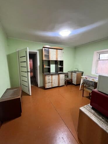 сдам дом за присмотр: 80 м², 5 комнат, Сарай, Подвал, погреб — 3