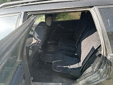 variant: Volkswagen Passat Variant: 1993 г., 1.8 л, Механика, Бензин, Универсал — 6