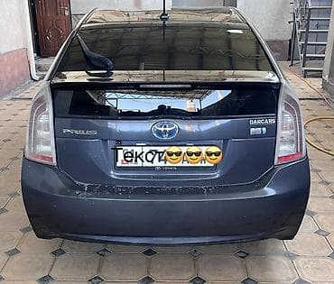 prius v: Toyota Prius: 2013 г., 1.8 л, Автомат, Гибрид, Хэтчбэк — 3