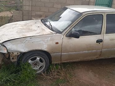 импульсный свет: Daewoo Nexia: 2004 г., 1.5 л, Механика, Бензин, Седан — 4