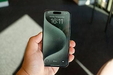 apple max: IPhone 15 Pro, Б/у, 256 ГБ, Black Titanium, Защитное стекло, Чехол, 83 % — 1