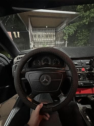 w210 панель: Mercedes-Benz E-Class: 1997 г., 3.2 л, Механика, Газ, Седан — 7