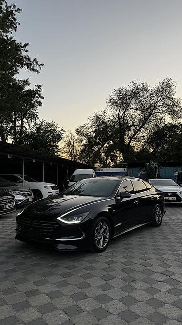 byd e2 2023: Hyundai Sonata: 2019 г., 2 л, Автомат, Гибрид, Седан — 1