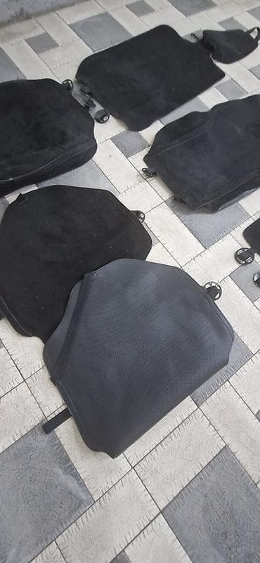Чехлы Велюровые, цвет - Черный, Toyota, Б/у, Самовывоз