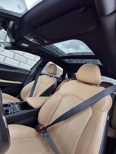 Продажа авто: Kia K5: 2021 г., 2 л, Автомат, Гибрид, Седан — 3