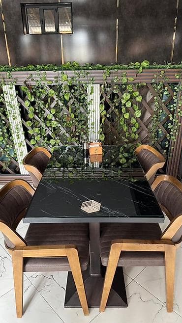 мебель королевский: Стол и стул для кафе, Б/у — 4