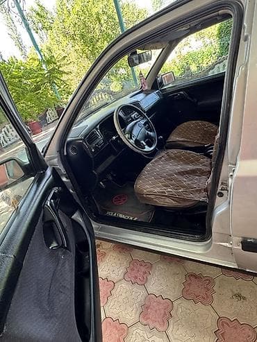 детский багги на бензине: Volkswagen Vento: 1996 г., 1.8 л, Бензин, Седан — 5