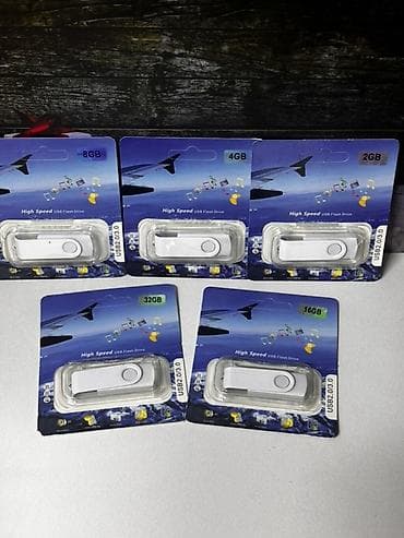 флэшки: Флеш-накопители USB (USB 2.0/3.0), поворотный корпус - Объемы на — 1