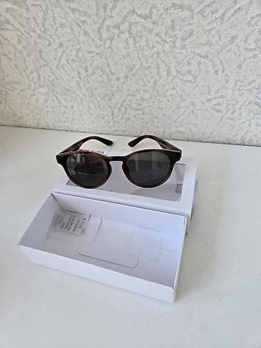 сумки юникло: Солнцезащитные очки Uniglo. Модель unisex. Новые — 3