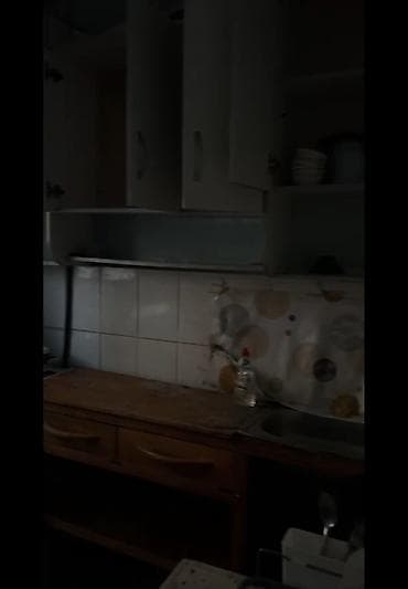 суточный кв фурхат: 2 комнаты, Фрунзе мкр., Собственник, Можно с животными, от 1 месяца, С мебелью частично — 3