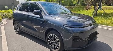 byd e2 2023: Свежепригнан Leapmotor B10 оригинал пробега - 15544km Оригинальная — 4
