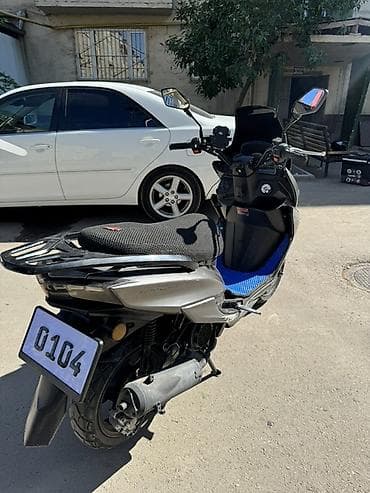 мотоциклы буу: Тип скутера 175 куб. см, Бензин, Б/у — 5