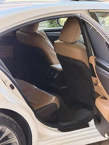 терана: Lexus ES: 2019 г., Гибрид, Седан — 9