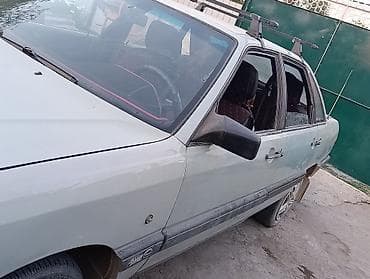 серый gac aion s: Audi 100: 1985 г., 1.8 л, Механика, Бензин, Седан — 4