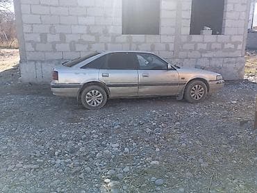 daf 2001: Mazda 626: 1989 г., 2 л, Механика, Бензин, Седан — 1