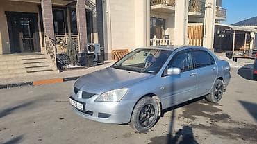 Mitsubishi Lancer: 2004 г., 1.6 л, Механика, Бензин, Седан