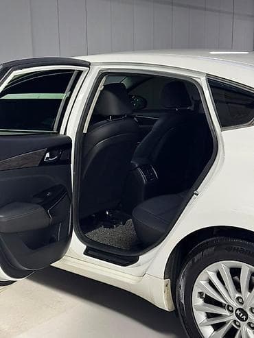kia ev3: Kia K7: 2020 г., Седан — 8