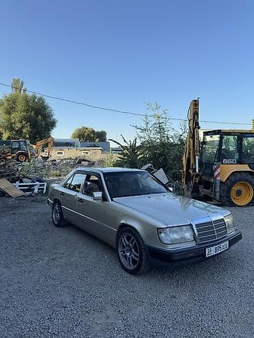 Mercedes-Benz W124: 1987 г., 3 л, Кол менен иштөөчү, Бензин, Седан — 3