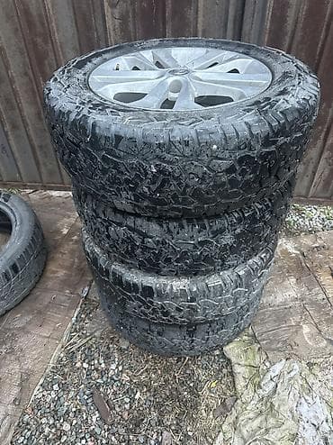 r18 235: Колеса в сборе 225 / 65 / R 17, Всесезонная, Б/у, Комплект, Внедорожные (АТ/МТ), Литые, отверстий - 5 — 6