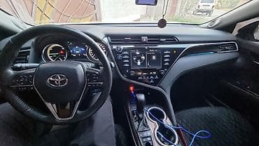 Продажа авто: Toyota Camry: 2017 г., 2.5 л, Вариатор, Бензин, Седан — 5