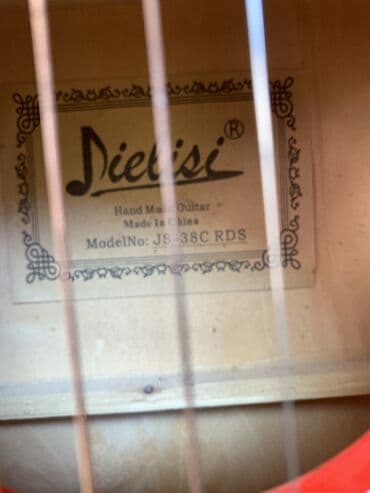 концерты в бишкеке: Продаётся гитара 3000 — 3