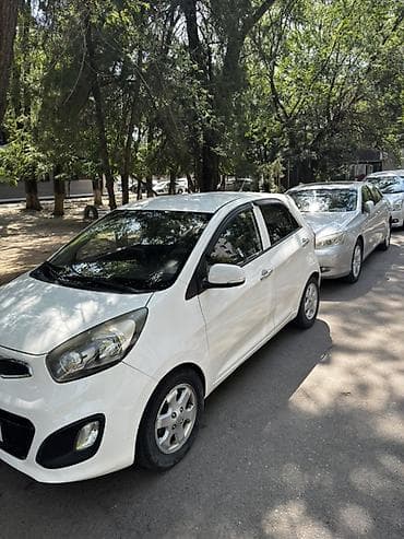 на кия: Kia Morning: 2013 г., 1 л, Автомат, Бензин, Хэтчбэк — 3