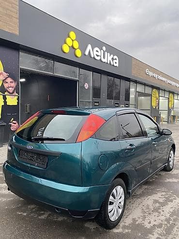 e60 m5: Ford Focus: 2001 г., 1.6 л, Механика, Бензин, Хэтчбэк — 3