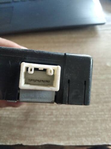 контроллеры raid md2 (низкопрофильный): Toyota Harrier ЭБУ двери, Тойота Хариер 185 электронный блок двери — 1