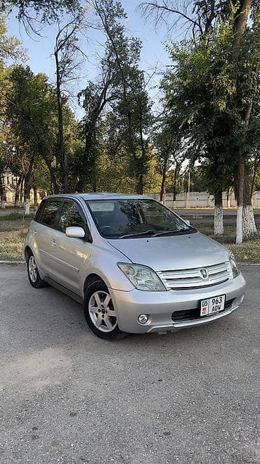 Toyota Ist: 2002 г., 1.5 л, Автомат, Бензин — 1