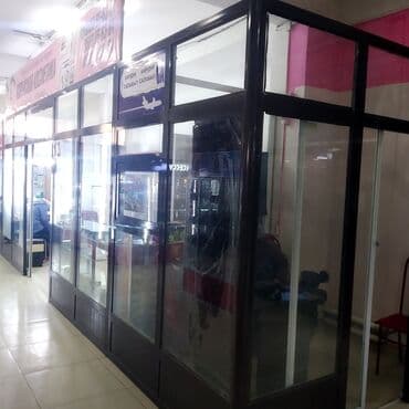 обменяю на: Продаю Бутик В торговом центре, 4 м², 1 этаж — 3