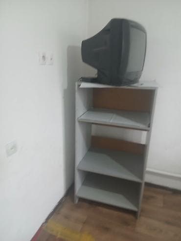 сдаю квартиру 1к: Комната с базовой меблировкой - Планировка: прямоугольная комната с — 2