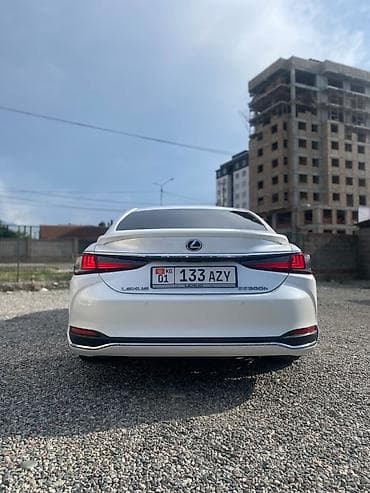 lexus монитор: Lexus ES: 2019 г., 2.5 л, Автомат, Гибрид, Седан — 3