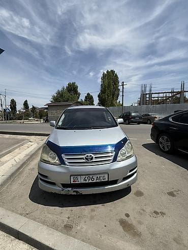 фара на 211: Toyota Avensis Verso: 2004 г., 2.4 л, Механика, Бензин, Минивэн — 5