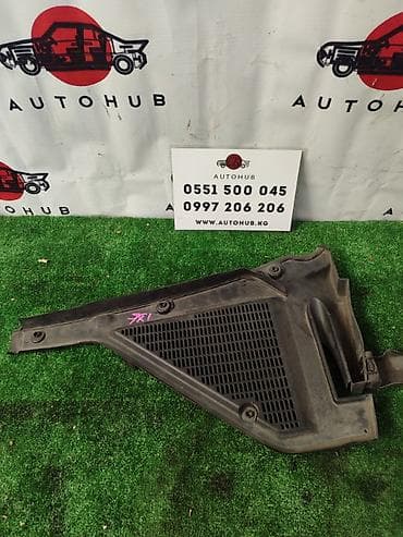 Пластиковая подкапотная накладка BMW X5 E70 (N52B30A), 2008 -