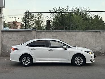 corolla 2004: Toyota Corolla: 2022 г., 1.8 л, Вариатор, Гибрид, Седан — 9