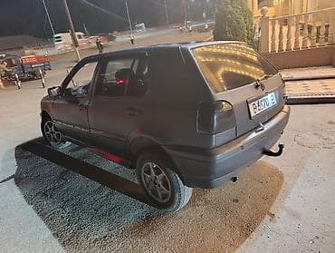 ауди 80 сатып алуу: Volkswagen Golf: 1993 г., 1.8 л, Кол менен иштөөчү, Бензин, Хетчбек — 4