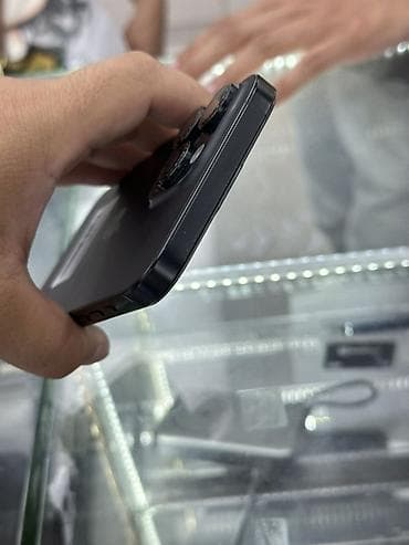 ipad m: IPhone 16 Pro Max, Б/у, 256 ГБ, Графит, Зарядное устройство, Защитное стекло, Чехол, 92 % — 5