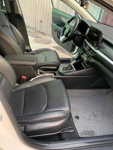 genesis 70: Kia K3: 2021 г., 1.6 л, Автомат, Бензин, Седан — 8