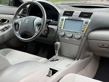 уна: Toyota Camry: 2010 г., 2.5 л, Автомат, Бензин, Седан — 5