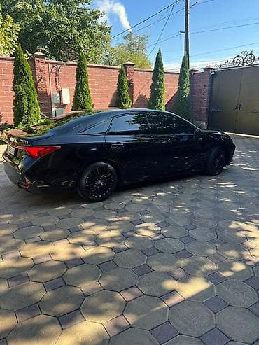 highlander 2012: Toyota Avalon: 2019 г., 2.5 л, Вариатор, Гибрид, Седан — 5