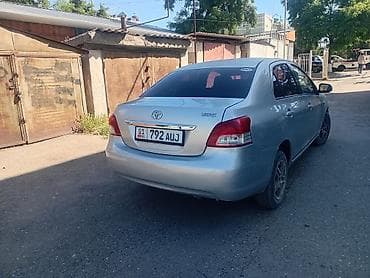 Toyota: Toyota Yaris: 2008 г., 1.5 л, Автомат, Бензин, Седан — 3